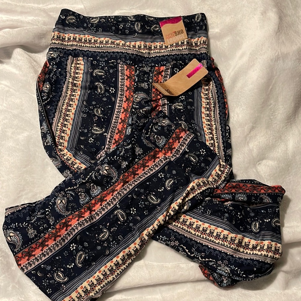SHO SHO Soft bell bottoms
